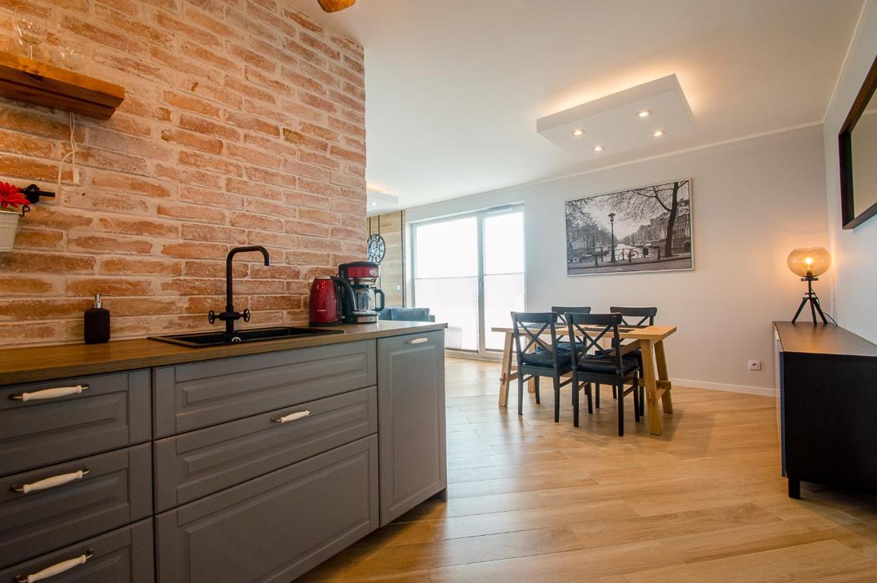 Grand Apartments - Apartment On The 17Th Floor With Panorama Of The Old Town Гданьск Экстерьер фото